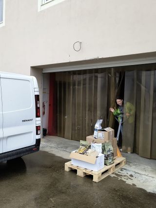 „Granule letí na výstavu! 🚚🐶“ Na Klubové výstavě retrívrů 2025 jsme přiložili ruku (a pytel) k dílu 💪 – jako sponzoři jsme...